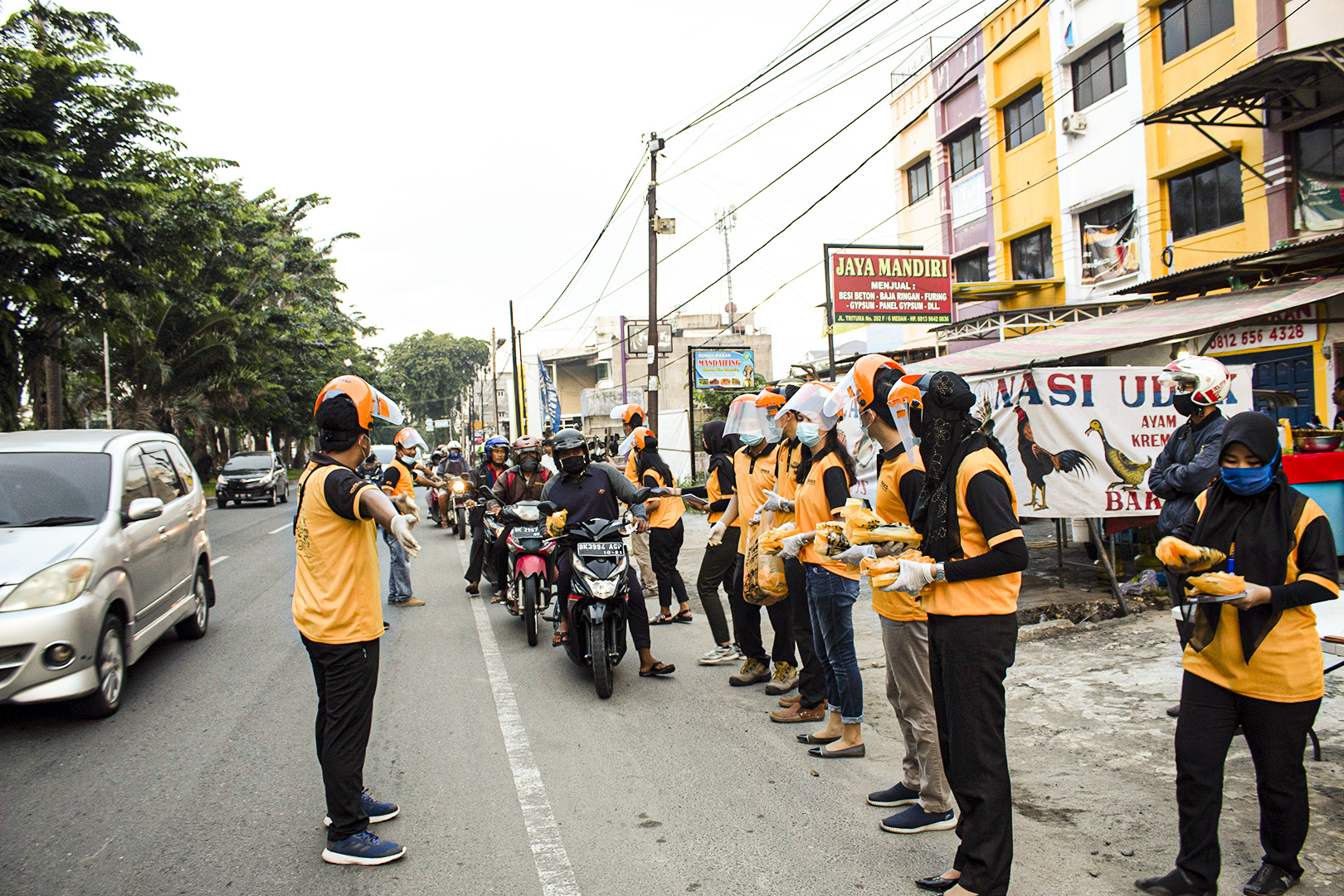 INGCO Indonesia Berbagi Takjil dan APD di Bulan Ramadhan 2020